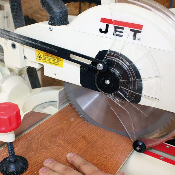 Stabilna in kotna žaga z laserjem JET JSMS-10LM