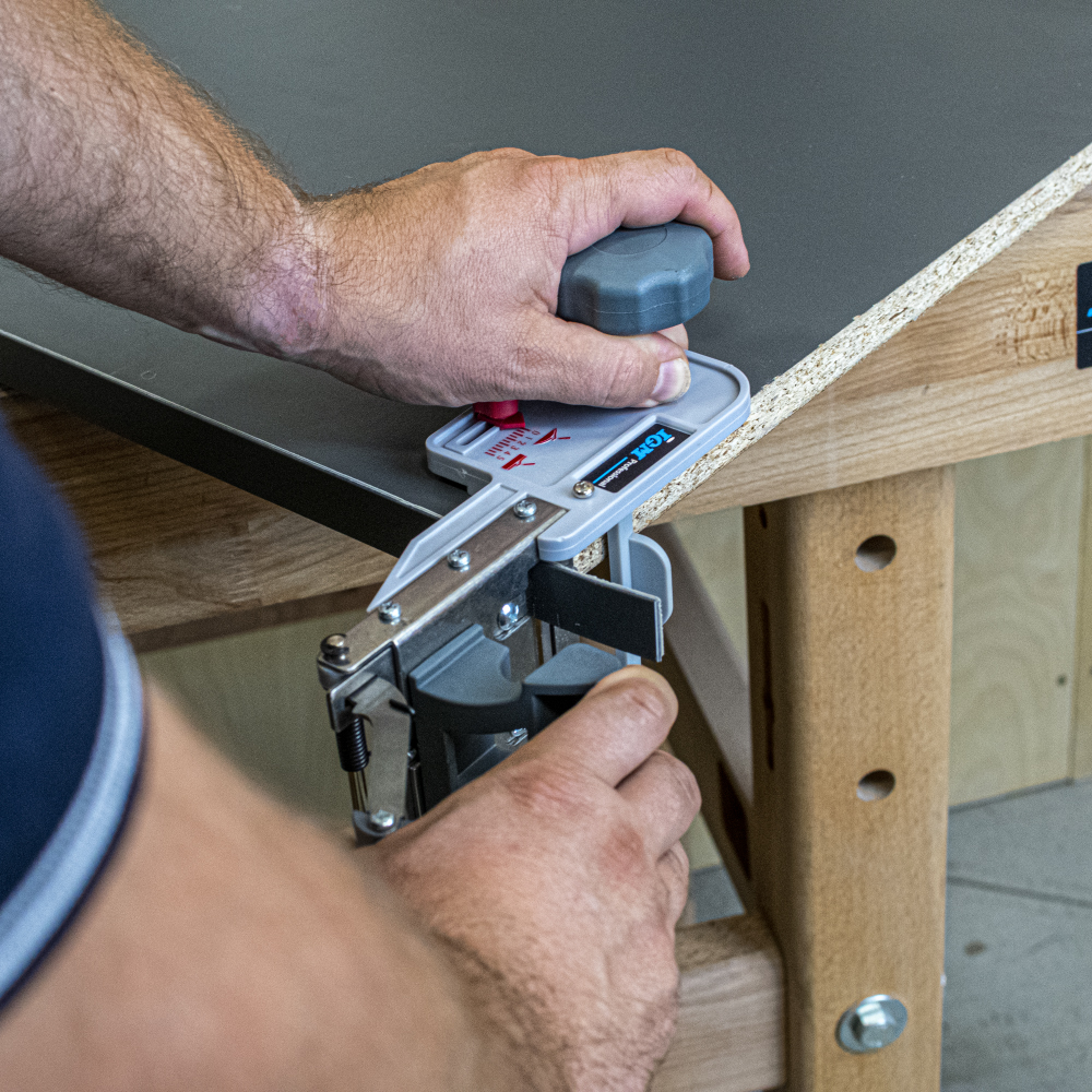 IGM End Trimmer for Shaped and Straight Panels